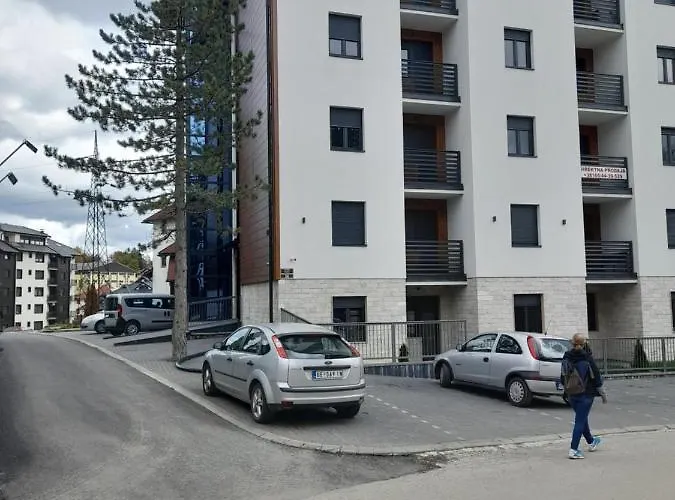 Zlatna Gora 03 * Zlatibor